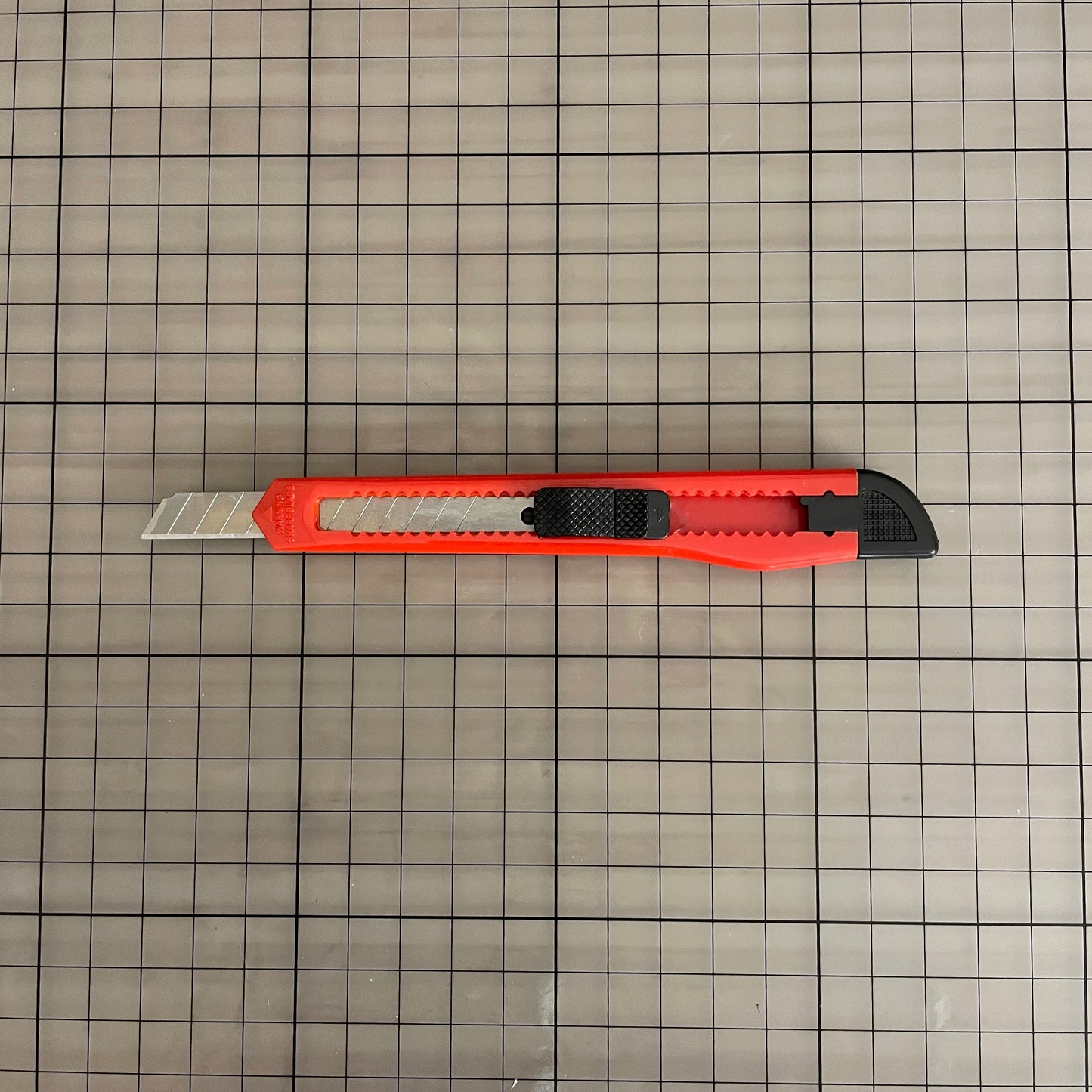 Retractable Snap Off 9mm Utility Knife